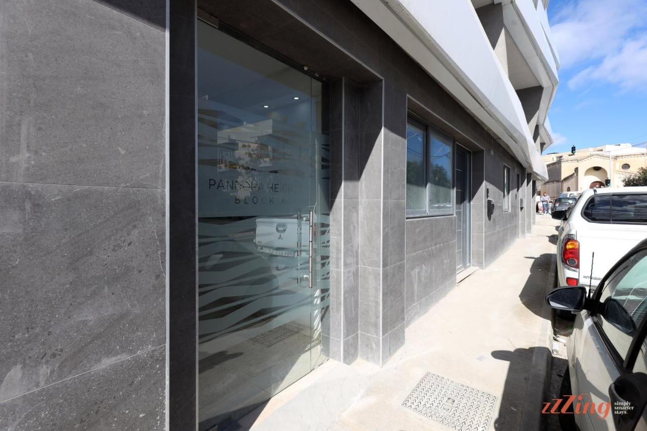 A Stunning Apartment With Spectacular Sea Views St. Paul's Bay Buitenkant foto