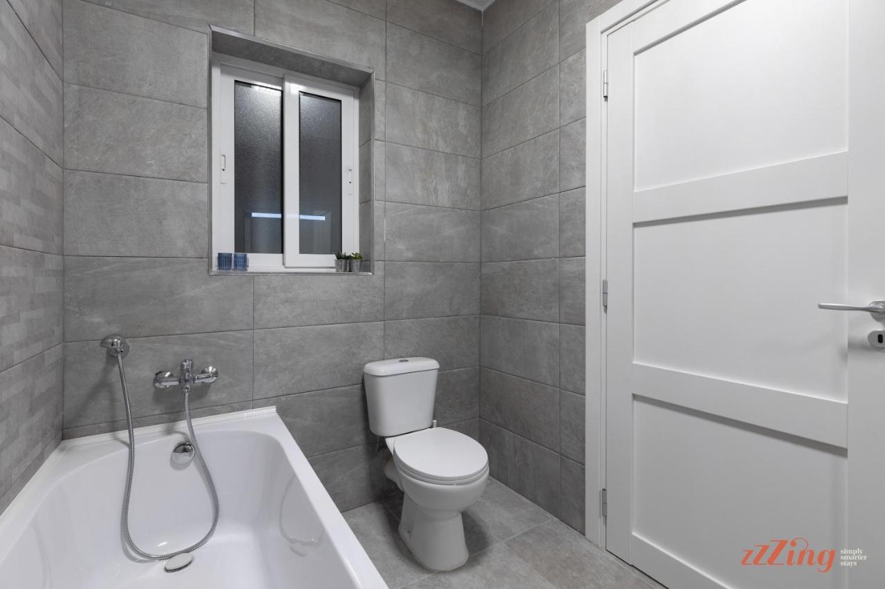 A Stunning Apartment With Spectacular Sea Views St. Paul's Bay Buitenkant foto